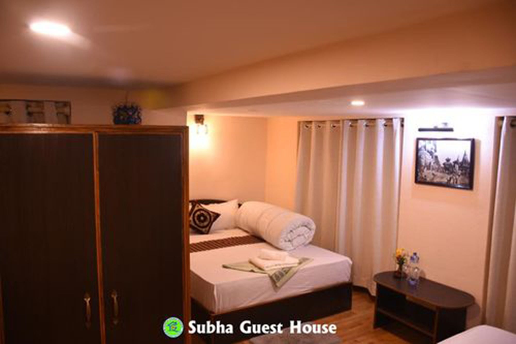 Subha Guest House Bhatgoan Esterno foto