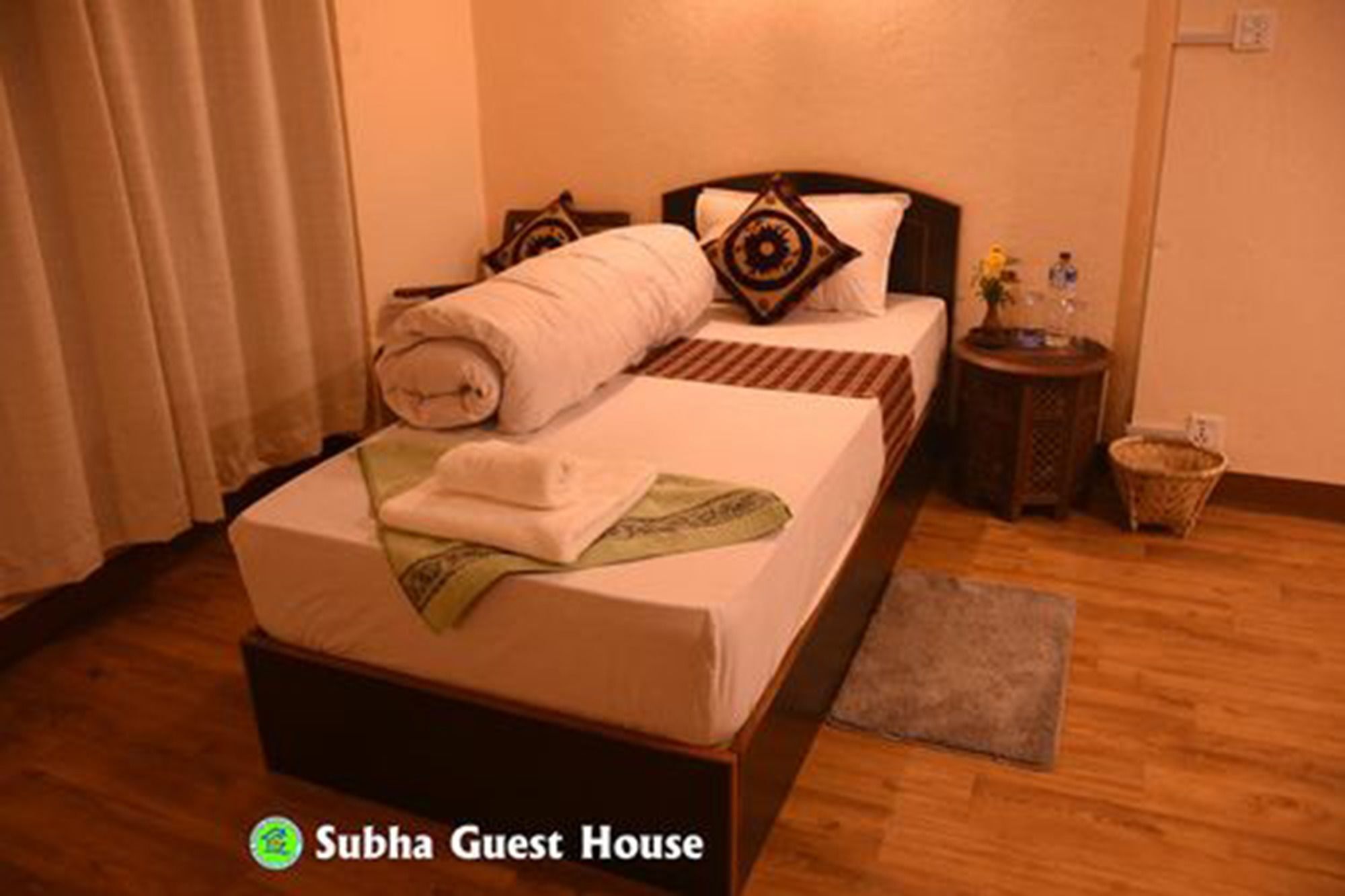 Subha Guest House Bhatgoan Esterno foto